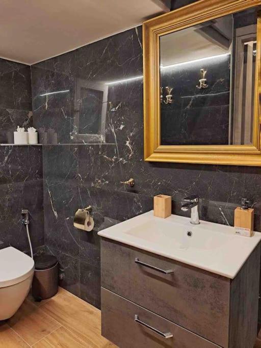 Royal Blue Grand Suite No 4 Piraeus Port المظهر الخارجي الصورة